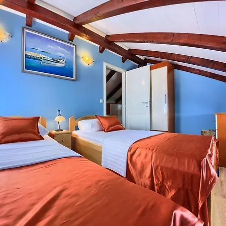 וילה Renata טרוגיר